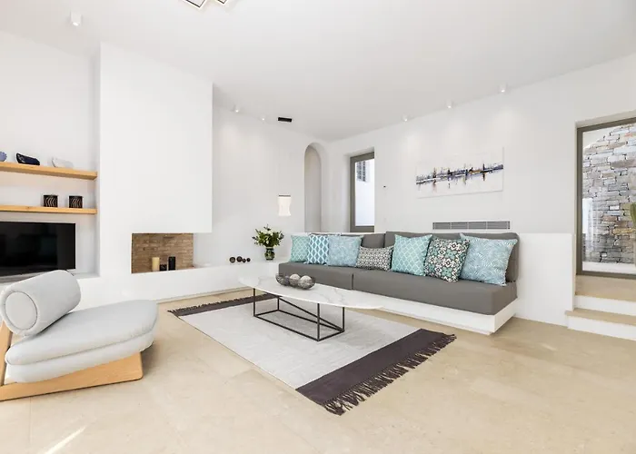 Eneos #1 Pool & Sea View, ヴィラ *